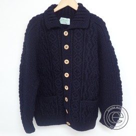 インバーアランの3A LUMBER CARDIGAN　ケーブル編みニットカーディガンの買取実績です。