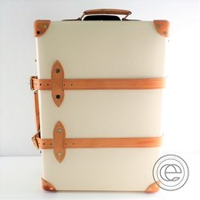 エコスタイルにてグローブトロッターのサファリ20インチ スーツケースを買取致しました。状態は比較的綺麗な状態のお品物です。