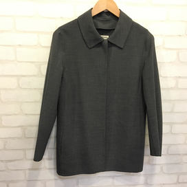 エルメスのカシミヤ100　ステンカラーコートの買取実績です。