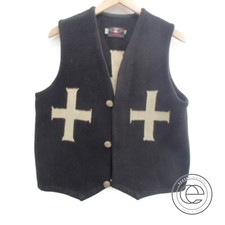 センチネラの十字架クロス柄 コンチョボタン チマヨベストを買取ました。ブランド洋服買取ならへ状態は通常使用感のある中古品