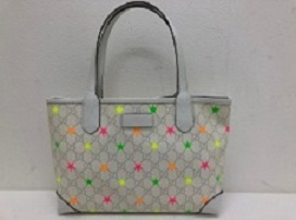 グッチのグッチ（GUCCI)　GGスプリーム　スター　トートバッグ　309499の買取実績です。