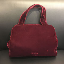 プラダのベルベット　ハンドバッグの買取実績です。