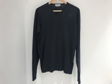 渋谷店では、ジョンスメドレー（JOHN SMEDLEY）をウールニット買取ました。状態は使用感が所々ある状態です。