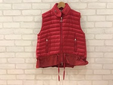 モンクレール 17年  maglia gilet 赤 ダウンベスト 買取実績です。