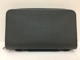 ルイヴィトンのM42097 タイガ アルドワーズ ジッピーXLの買取実績です。