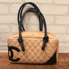 シャネル（CHANEL）の9番台 カンボンライン ボーリングバッグをお買取させていただきました。シャネル買取ならまで！状態は角擦れや、少々傷の見受けられるお品物です。