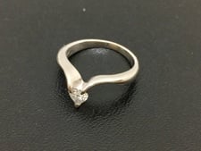 ダイヤモンド ダイヤリング ハートシェイプ 0.329ct 買取実績です。