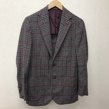 港区の買取店、広尾店です。スティレラティーノ（Stile Latino）のハンドトゥース柄ジャケットをお買取させていただきました。状態は通常使用感のあるお品物です。