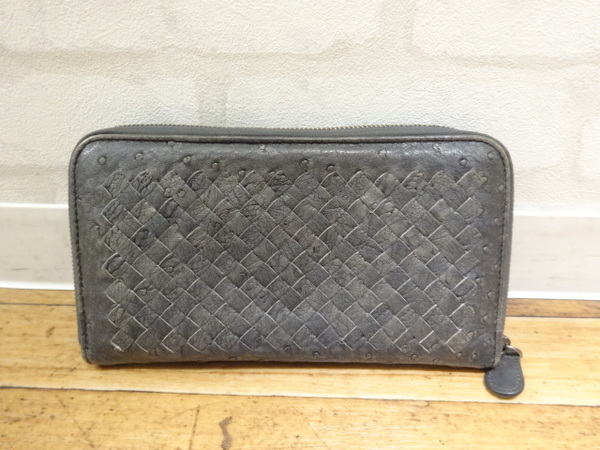 ボッテガヴェネタ　オーストリッチレザー 長財布 ボッテガヴェネタのオーストリッチレザー ラウンドファスナー長財布