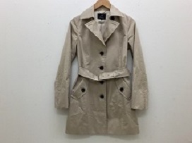 自由区の23区　18年　ベージュ　トレンチコートの買取実績です。