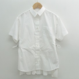 サカイの18年製 18-03988 カットアウトプリーツ半袖シャツの買取実績です。