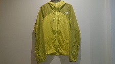 ザ・ノース・フェイス ノースフェイス（THE NORTH FACE)イエロー　マウンテンエアー　フーディ　NP21720 買取実績です。