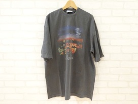 バレンシアガの17AW 1482382 オーバーサイズ パリTシャツの買取実績です。