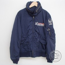 アヴィレックス 6172124 レッドブル エアレース千葉大会2017 スタッフユニフォームレプリカ AIR RACE CWU JACKET 買取実績です。