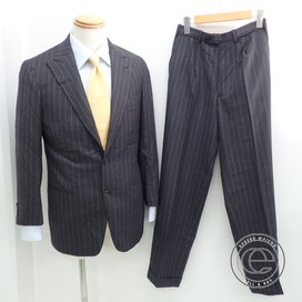 ブリオーニのウール ストライプ 2Bシングル スーツをブランドスーツ買取のエコスタイル渋谷店で買取致しました。