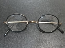 オリバーピープルズのAckerman BK/AG ボストン 眼鏡を買取しました。エコスタイル新宿三丁目店です。状態は通常ご使用感のお品物になります。