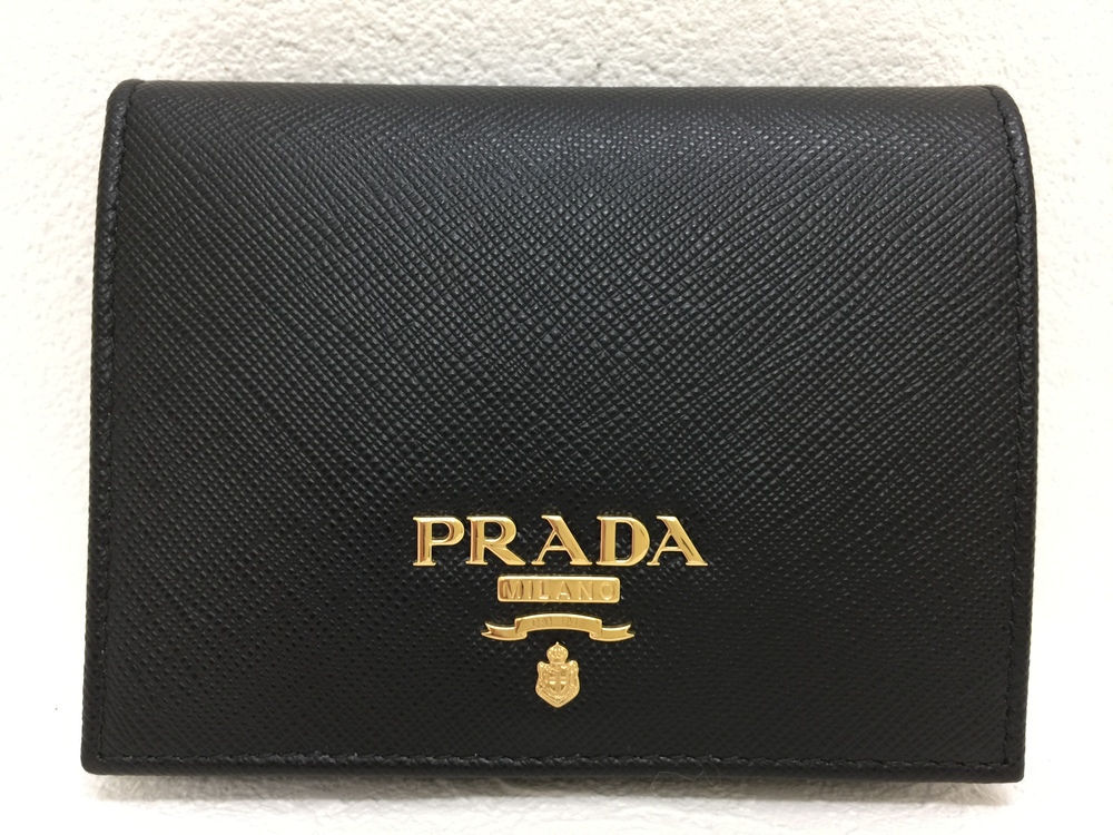 極美品 PRADA プラダ 1M1132 二つ折り長財布 サフィアーノレザー　黒
