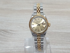 ロレックスのオイスターパーペチュアルデイト Ref.69173 S番 SS×YGコンビ 自動巻き時計を買取しました。エコスタイル新宿三丁目店です。状態は通常ご使用感のお品物になります。