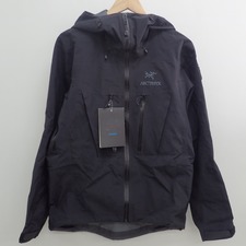 アークテリクス 154121 GORE-TEX Pro Alpha SV Jacke 買取実績です。