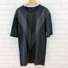 ルイヴィトン 15年　黒　シルク混　半袖Tシャツ 買取実績です。