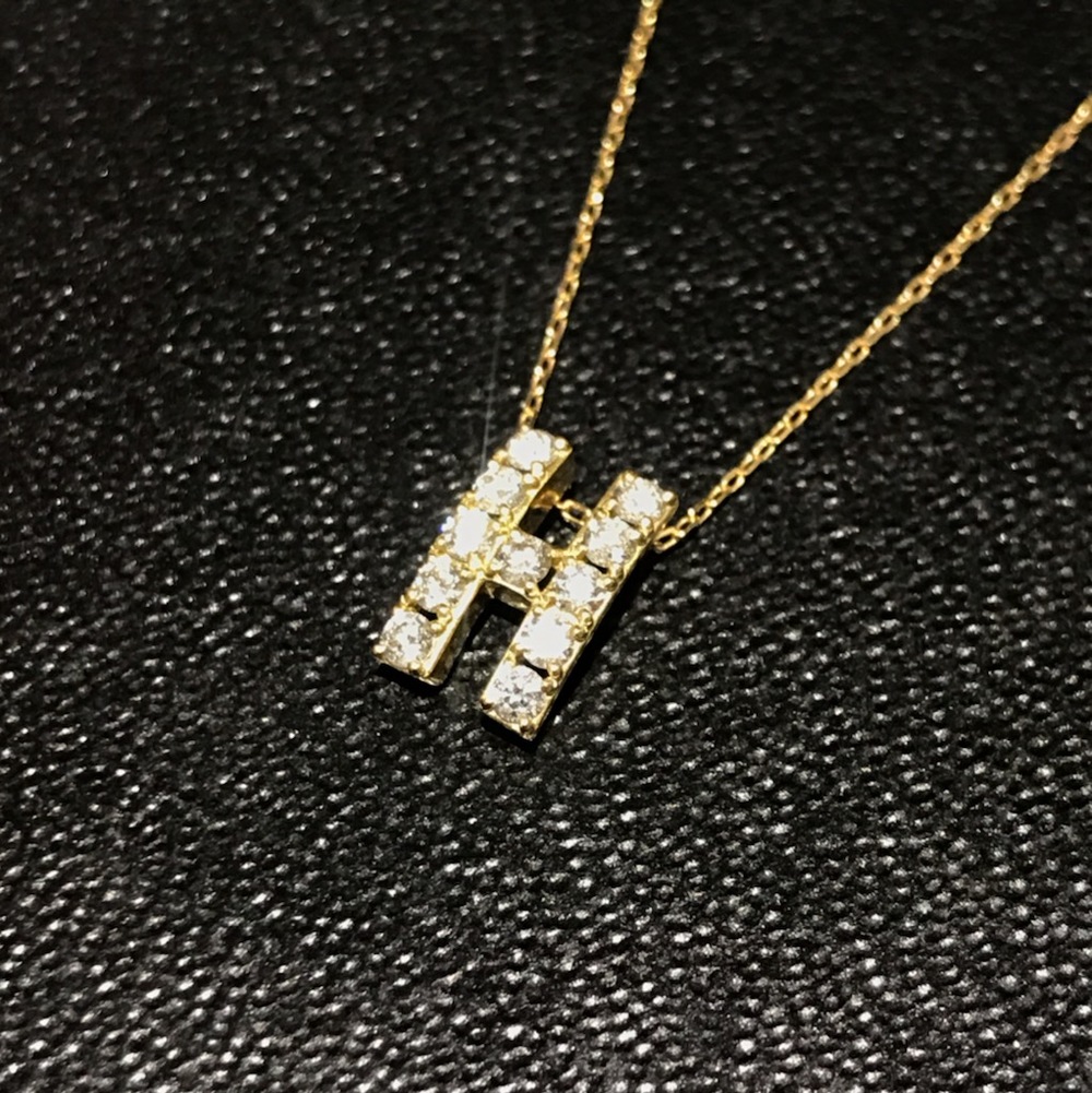 アーカーの750 0.22ct プルミエトワール イニシャル(H) ネックレスの買取実績です。