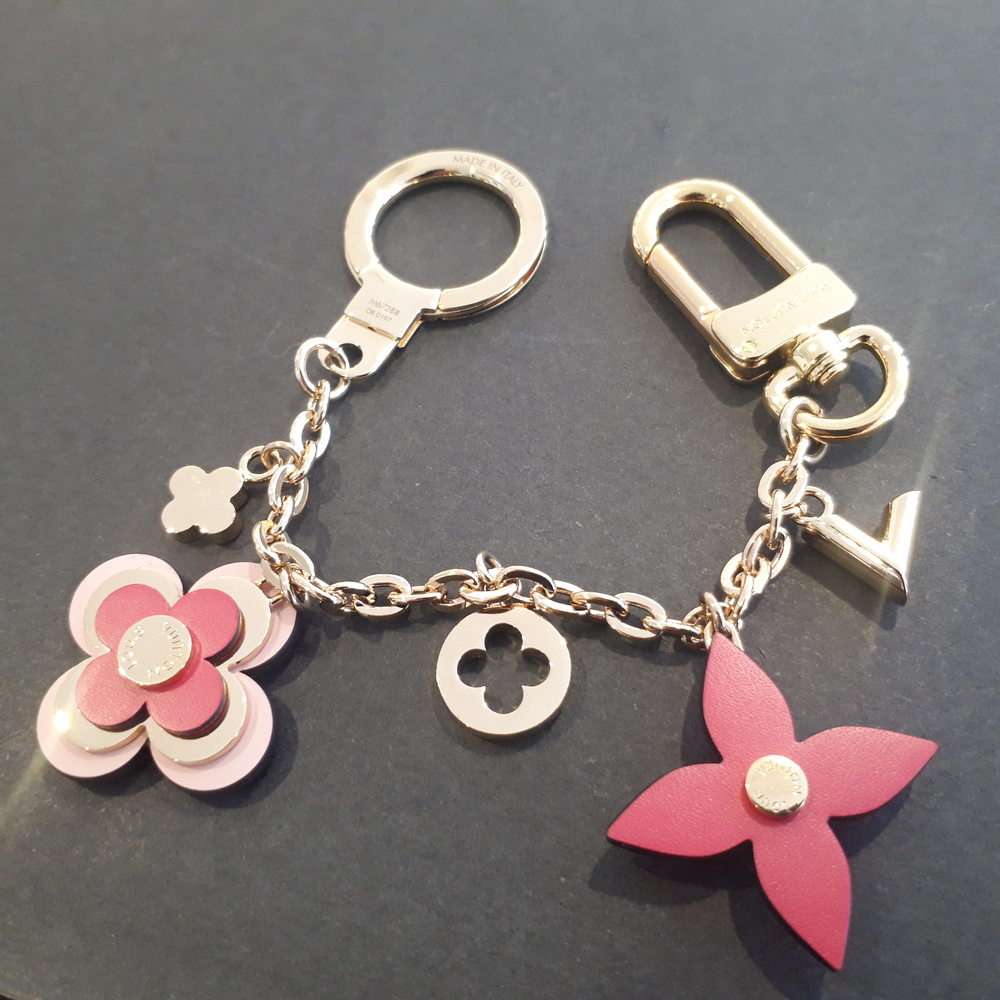 ルイヴィトン ポルトクレ・ポップフラワー バッグチャーム LOUIS VUITTONルイヴィトン ポルトクレ・ポップフラワーバッグ