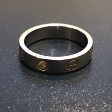 新宿南口店で、カルティエ（Cartier）のミニラブリング ワンポイントダイヤをお買取しました。状態は通常使用感のあるお品物です。