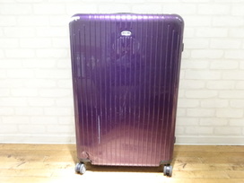 リモワの822.77 サルサエアー 105L 4輪マルチ キャリーケースの買取実績です。
