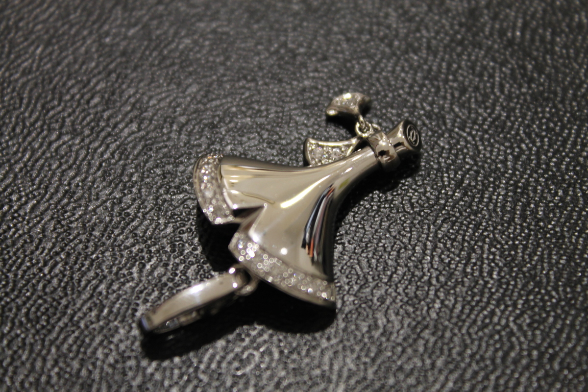 Cartier カルティエ チャーム ペンダントトップ ネックレス ギンコ