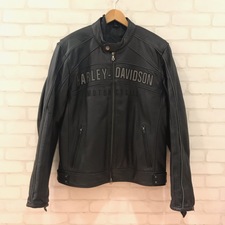 銀座本店でハーレーダビッドソン（HARLEY-DAVIDSON）のパンチング シングルライダースジャケットをお買取しました。状態は綺麗な状態のお品物です。