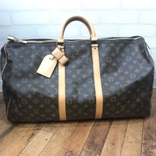 ルイヴィトン（Louis Vuitton）のモノグラム キーポル55をお買取しました。新宿のブランド買取店新宿南口店です。状態は鍵が欠品しています。