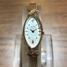アガット 14074120001 K10 D0.052ct オーバルフェイス ジュエリーウォッチ 買取実績です。