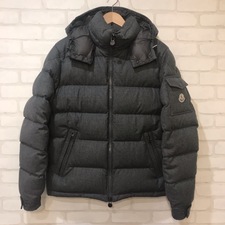 モンクレール（MONCLER）の定番アイテム！モンジュネーブルをお買取しました。新宿のブランド買取店南口店です。状態は綺麗な状態のお品物です。