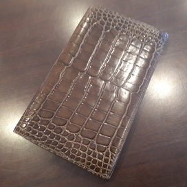 エルメスのクロコアリゲーター　手帳カバーの買取実績です。