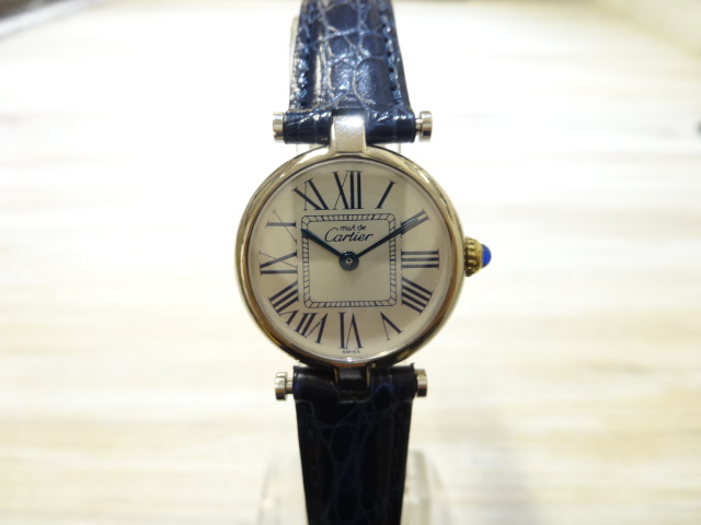 カルティエのシルバー925 マストヴェンドーム ヴェルメイユ ラウンド 腕時計の買取実績です。