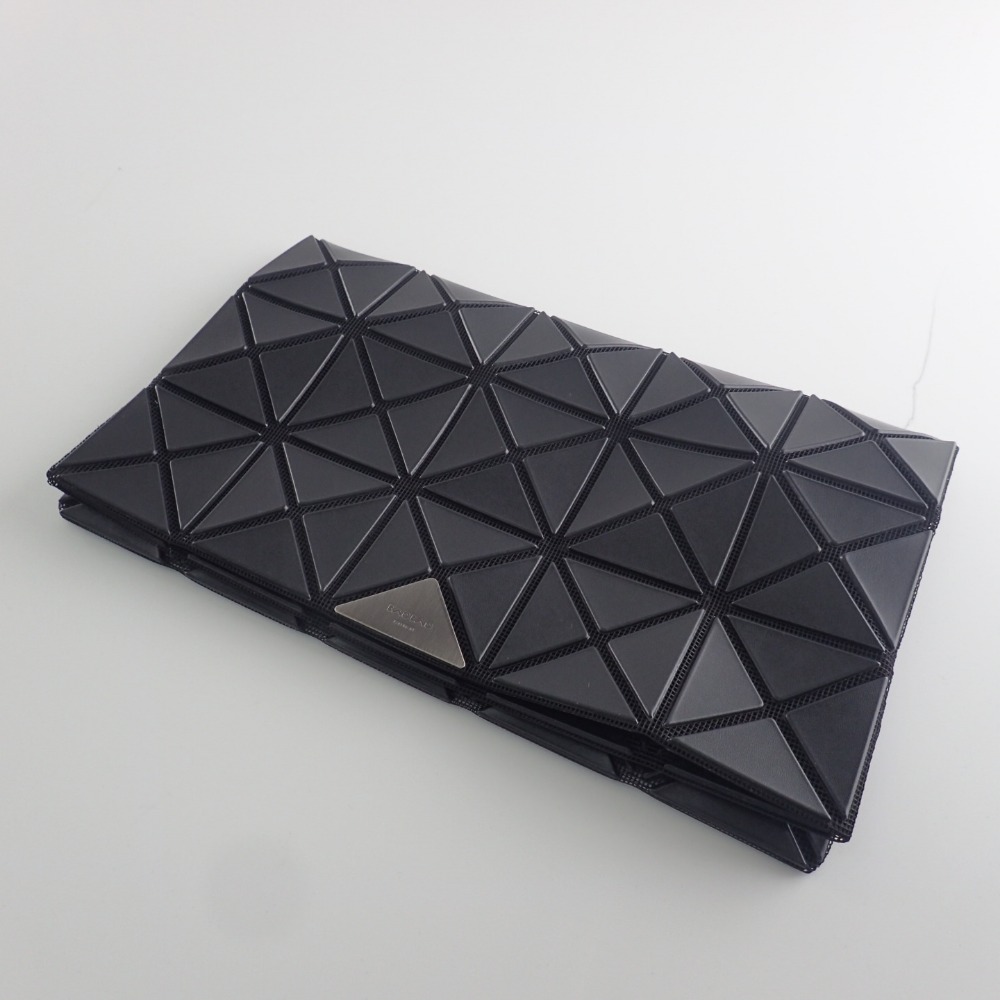 BAOBAO ISSEY MIYAKE バオバオイッセイミヤケ クラッチバッグ  