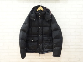 モンクレールの並行 VERNET ダウンジャケットの買取実績です。