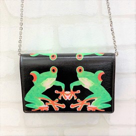 ディオールの×クリスマーティン　カエルデザイン　チェーンショルダーバッグの買取実績です。