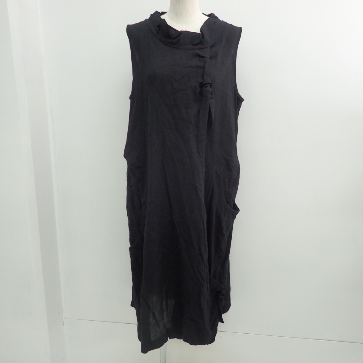センソユニコの洋服のセンソユニコ リネン混コットンレーヨン ノースリーブ デザインワンピースの買取実績です 19年4月25日公開の情報です エコスタイル センソユニコの洋服のセンソユニコ リネン混コットンレーヨン ノースリーブ デザインワンピースの買取実績です 19年4月25日公開の情報です エコスタイル