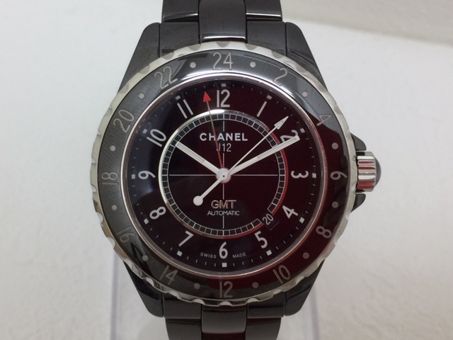 シャネルのJ12GMT　H2012　自動巻き　ブラックセラミック　42mm 腕時計の買取実績です。