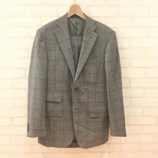 コルネリアーニのウール グレンチェック シングル ジャケット スーツをブランドスーツ買取の銀座本店で買取致しました。状態は傷などなく非常に良い状態のお品物です。