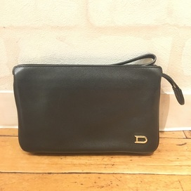 デルヴォーのブラック レザー トリオ 財布の買取実績です。