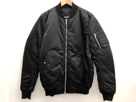リックオウエンスの15AW RU15F7791 黒　リバーシブルボンバージャケットの買取実績です。
