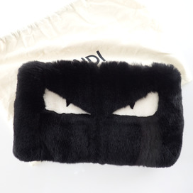 フェンディのラビットファー Bag Bugs collarバッグバグス ネックウォーマーの買取実績です。