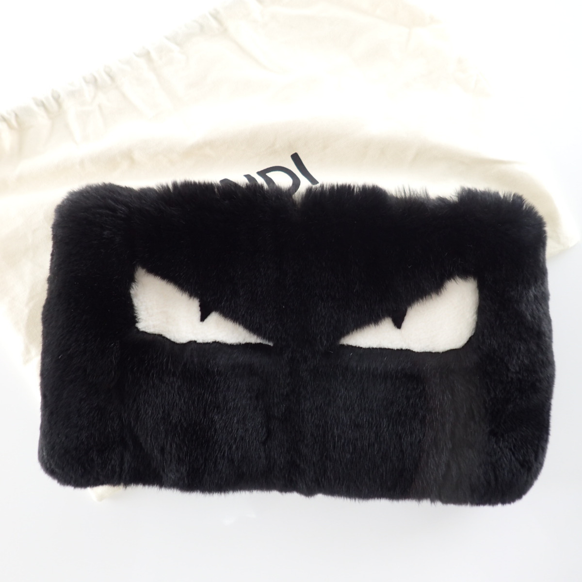 フェンディのラビットファー Bag Bugs collarバッグバグス ネック