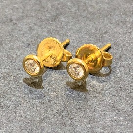 ティファニーの750　エルサ・ペレッティ　バイザヤード　ピアスの買取実績です。