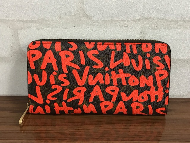 ルイヴィトン モノグラム グラフィティ ジッピー ウォレット限定モデル
