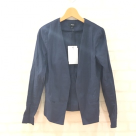 セオリーの17年製 リネン クランチ ウォッシュ ペンフィールド ジャケットをブランド洋服買取のエコスタイル銀座本店で買取致しました。
