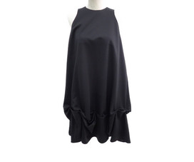 ヨーコチャンの18SS 裾フリルノースリーブワンピースの買取実績です。