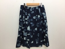 エコスタイル浜松鴨江店にて、パラスパレスの総柄　コットン　藍染スカート　通常使用品を買取しました。状態は通常使用感があるお品物です。